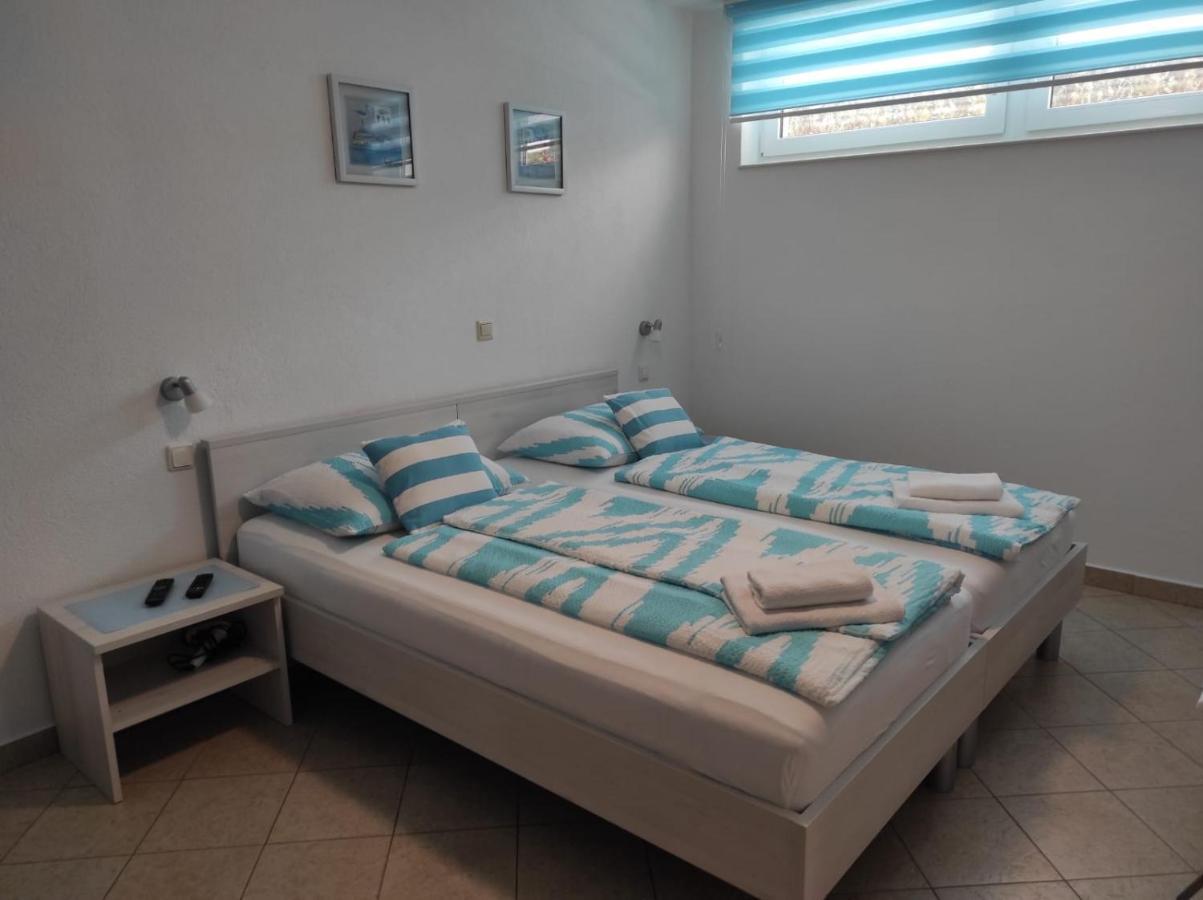 יאדראנובו Ferienwohnung Marina מראה חיצוני תמונה