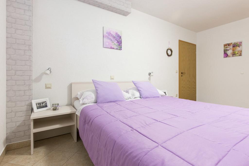 יאדראנובו Ferienwohnung Marina מראה חיצוני תמונה
